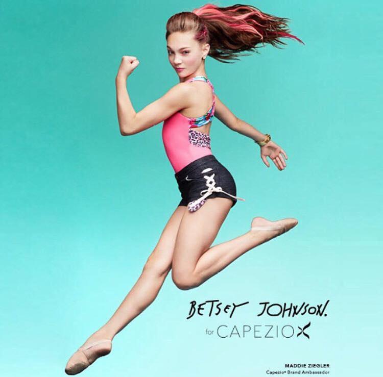 Kampaň pro Capezio a Betsey Johnson